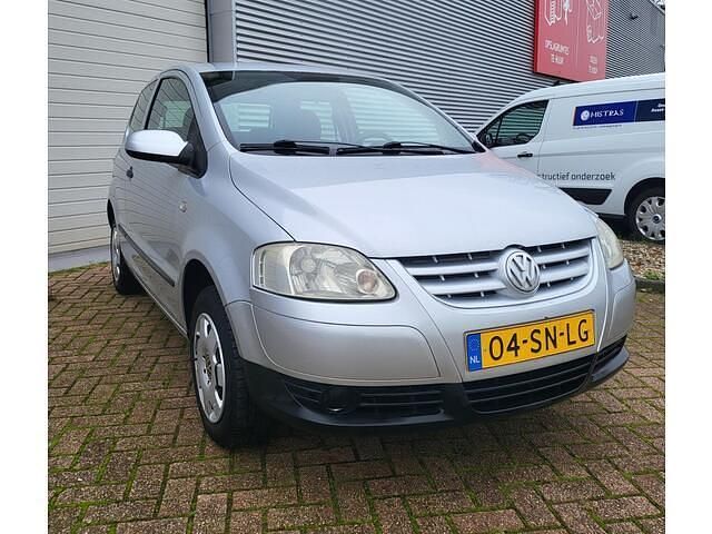 Occasion VW Fox Trendline 54 PK (39 kW) 2006 Grijs (metallic) Hatchback