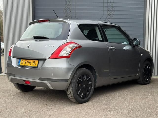 Occasion Suzuki Swift Comfort 94 PK (69 kW) 2011 Grijs Hatchback