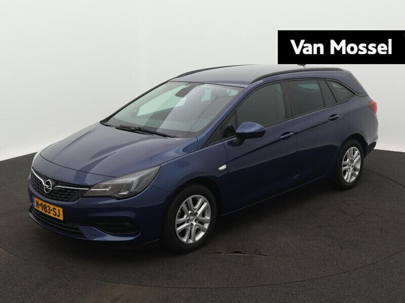 Blauw Gebruikt 2020 Opel Astra Edition Stationwagen | € 14.440 (Eerlijke prijs) - Afbeelding 1/4