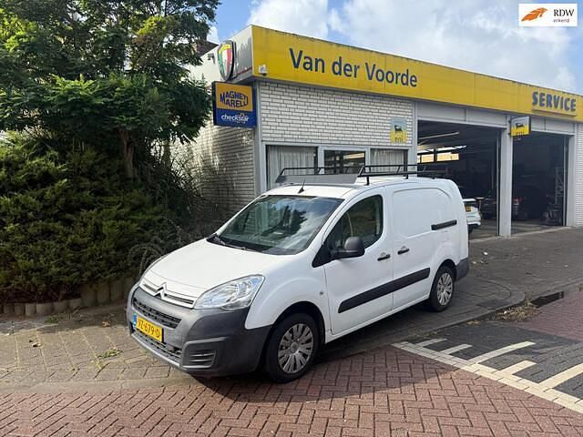 Wit Gebruikt 2016 Citroën Berlingo Business Class MPV | € 6.750 (Eerlijke prijs) - Afbeelding 1/4