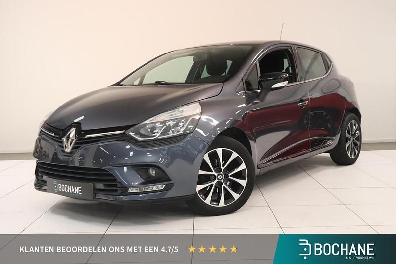 Grijs Occasion 2019 Renault Clio IV LIMITED Hatchback | € 11.695 (Eerlijke prijs) - Afbeelding 1/4