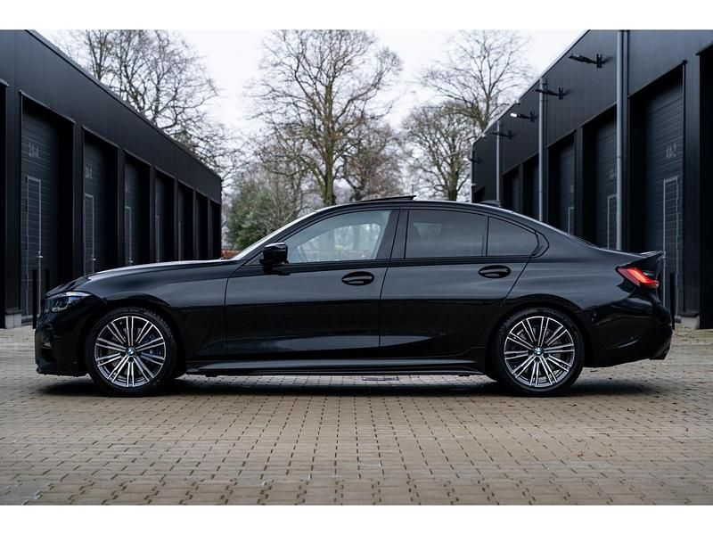 Occasion BMW 330 M Sport 259 PK (190 kW) 2021 Zwart (metallic) Sedan