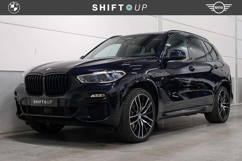Zwart Gebruikt 2021 BMW X5 M Sport SUV | € 61.940 (Eerlijke prijs) - Afbeelding 1/3
