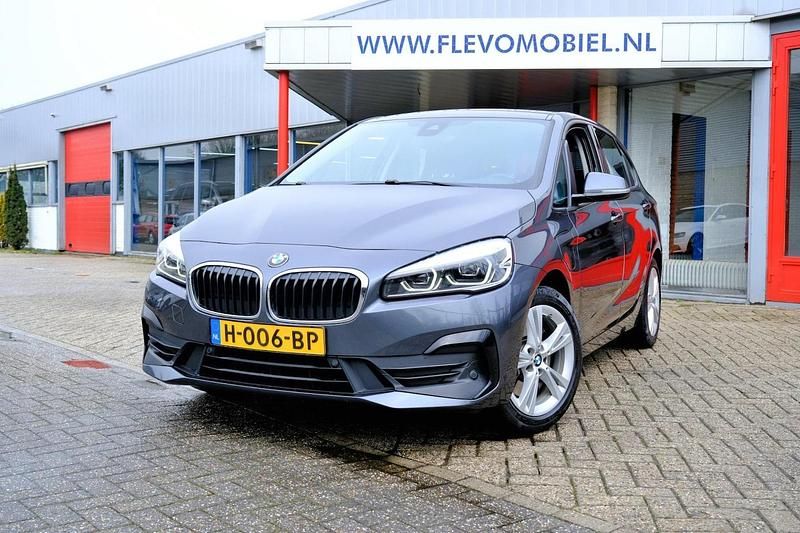 Occasion BMW 225 Active Tourer Executive 136 PK (100 kW) 2020 Grijs MPV
