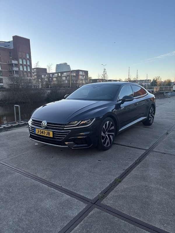 Gebruikt 2019 VW Arteon R-line Coupé | € 21.995 (Eerlijke prijs) - Afbeelding 1/4