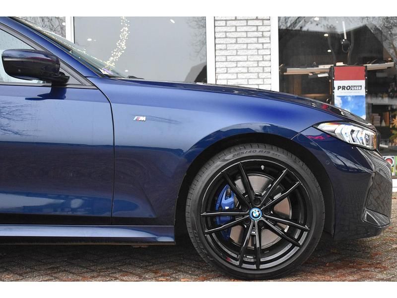 Occasion BMW 320 M Sport 204 PK (150 kW) 2024 Blauw Sedan