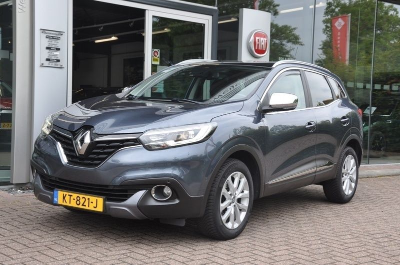 Grijs Gebruikt 2016 Renault Kadjar Intens SUV | € 10.950 (Iets duurder) - Afbeelding 1/4