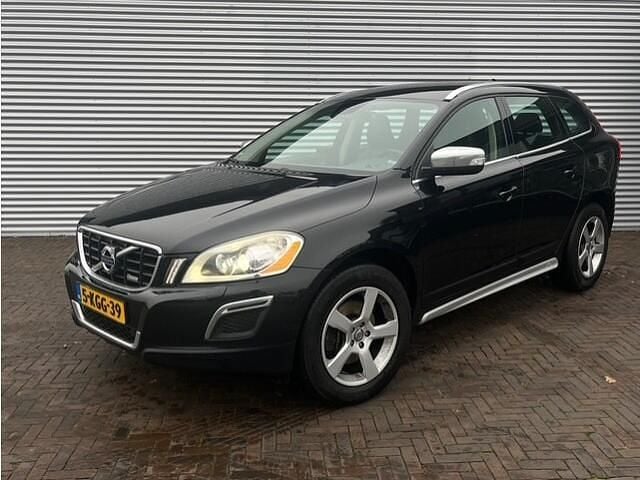 Zwart Gebruikt 2013 Volvo XC60 R-Design SUV | € 10.900 (Goede deal) - Afbeelding 1/4