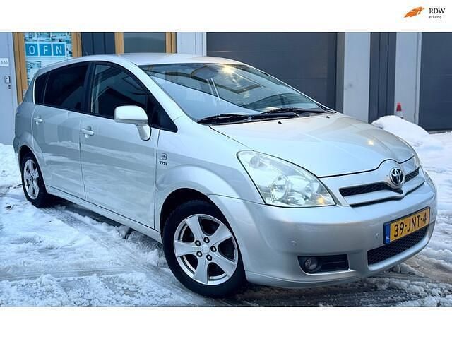 Beige Occasion 2007 Toyota Verso Terra MPV | € 3.950 (Eerlijke prijs) - Afbeelding 1/4