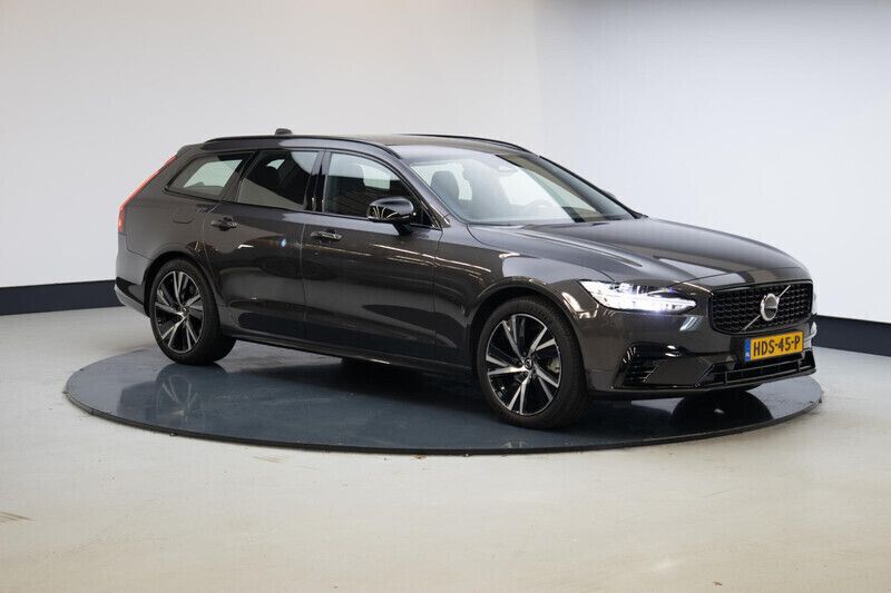 Grijs Gebruikt 2022 Volvo V90 Plus Stationwagen | € 47.945 (Goede deal) - Afbeelding 1/4