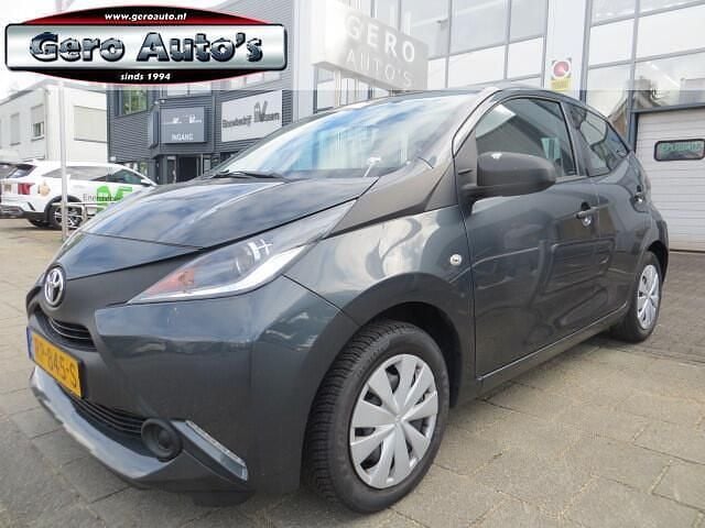 Grijs Gebruikt 2018 Toyota Aygo Hatchback | € 8.450 (Super prijs) - Afbeelding 1/4