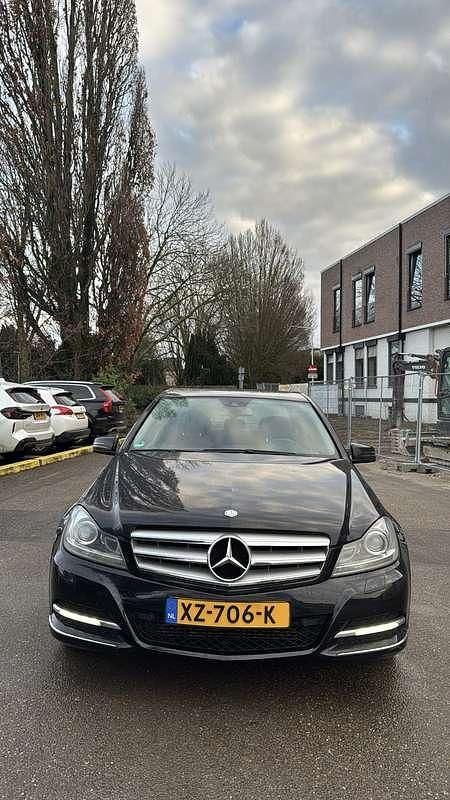 Occasion 2011 Mercedes C200 Sedan | € 8.700 (Eerlijke prijs) - Afbeelding 1/4