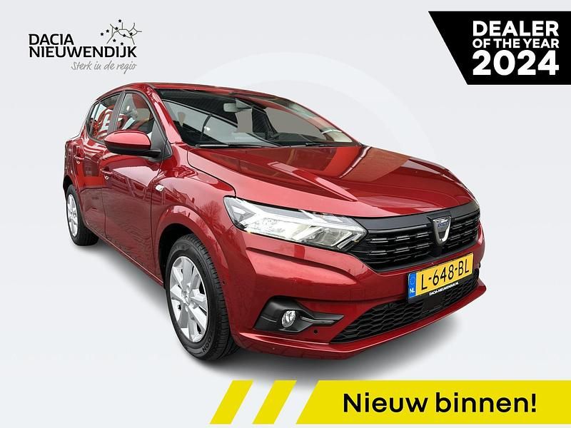 Rood Occasion 2021 Dacia Sandero Comfort Hatchback | € 10.995 (Goede deal) - Afbeelding 1/4