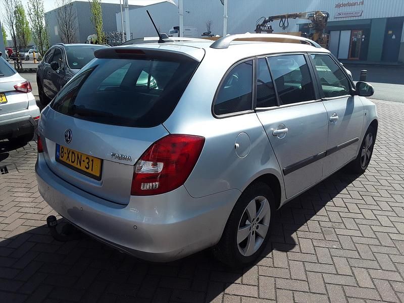 Occasion Skoda Fabia Drive 86 PK (63 kW) 2014 Grijs Hatchback