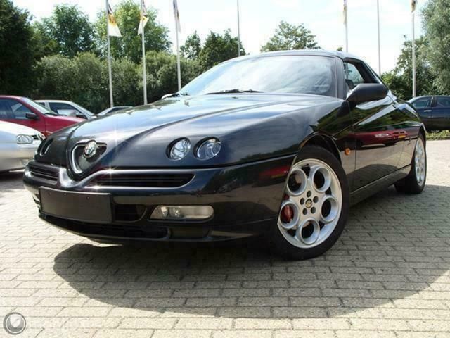 Zwart Gebruikt 2001 Alfa Romeo Spider Cabriolet | € 21.950 - Afbeelding 1/4