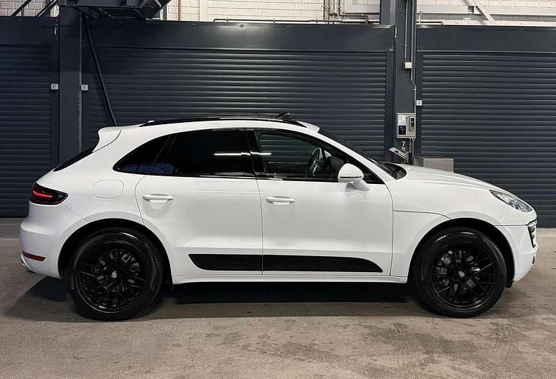 Wit Gebruikt 2015 Porsche Macan SUV | € 30.795 (Eerlijke prijs) - Afbeelding 1/4