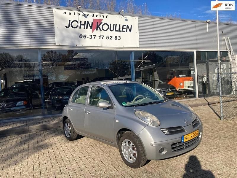 Grijs Gebruikt 2005 Nissan Micra Hatchback | € 899 (Eerlijke prijs) - Afbeelding 1/4