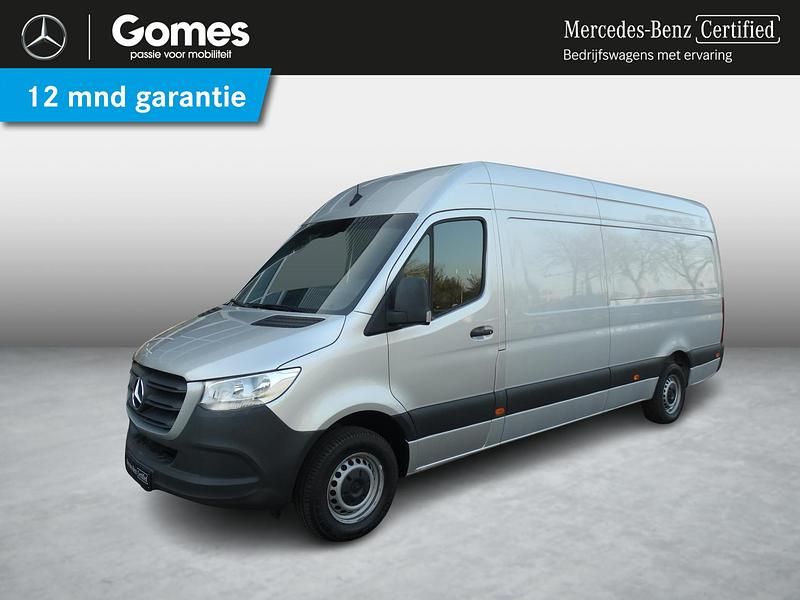 Occasion Mercedes Sprinter 150 PK (110 kW) 2021 Zilver Van