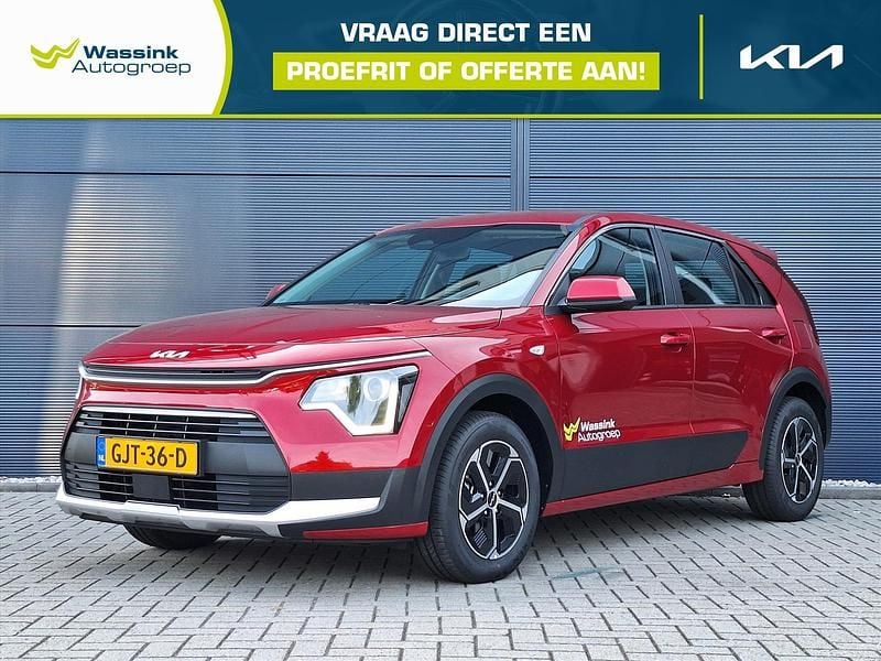 Rood Gebruikt 2024 Kia Niro Comfort SUV | € 29.585 (Super prijs) - Afbeelding 1/4