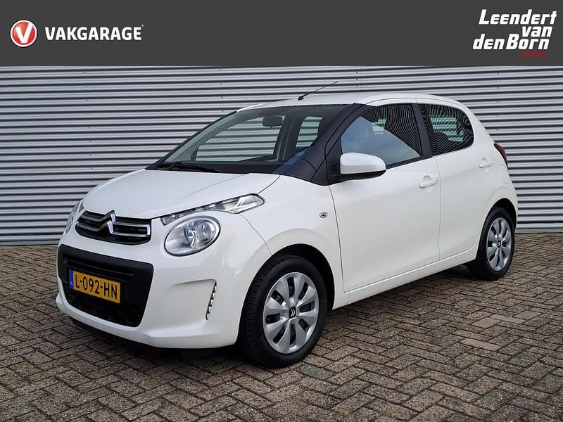 Wit Occasion 2021 Citroën C1 Feel Hatchback | € 10.495 (Eerlijke prijs) - Afbeelding 1/4