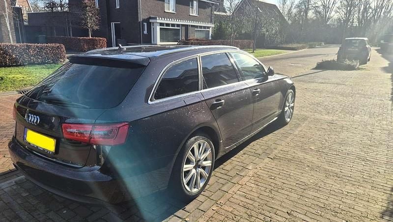 Occasion Audi A6 177 PK (130 kW) 2013 Grijs Stationwagen
