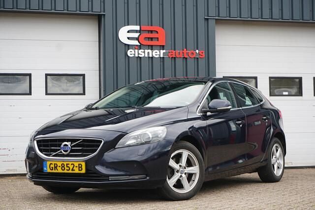 Blauw Gebruikt 2015 Volvo V40 Summum Stationwagen | € 5.949 (Eerlijke prijs) - Afbeelding 1/4