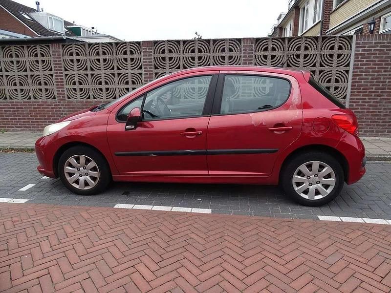 Rood Gebruikt 2007 Peugeot 207 Hatchback | € 1.500 (Super prijs) - Afbeelding 1/4