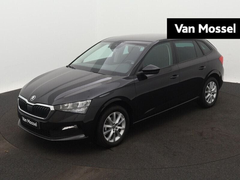 Zwart Gebruikt 2021 Skoda Scala Active Hatchback | € 17.444 (Eerlijke prijs) - Afbeelding 1/4