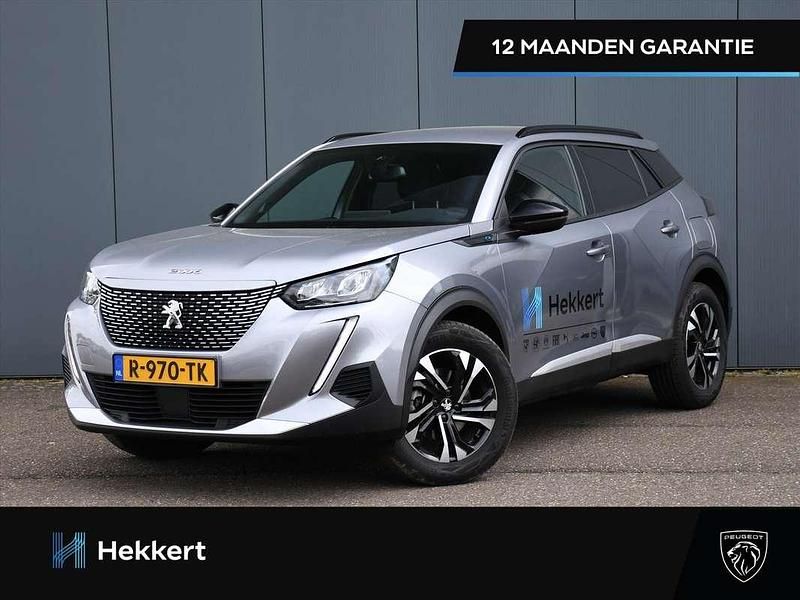 Grijs Gebruikt 2022 Peugeot e-2008 Allure SUV | € 29.995 - Afbeelding 1/4