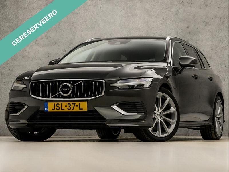 Grijs Occasion 2025 Volvo V60 Inscription Stationwagen | € 26.445 (Super prijs) - Afbeelding 1/4