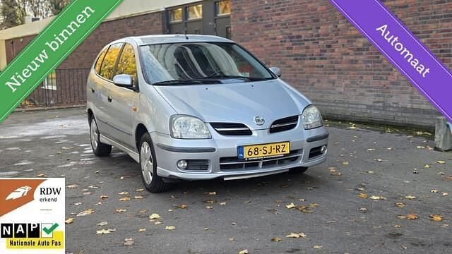 Grijs Gebruikt 2006 Nissan Almera Tino Tekna MPV | € 3.494 (Eerlijke prijs) - Afbeelding 1/4