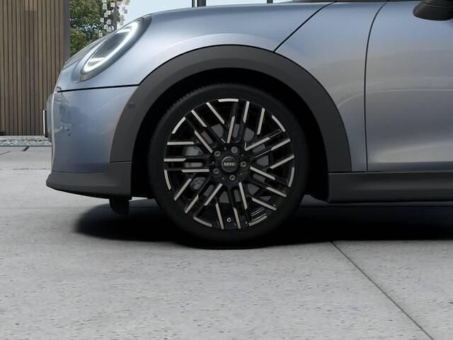 Nieuw Mini Cooper Cabriolet Favoured 163 PK (119 kW) 2025 Grijs Cabriolet