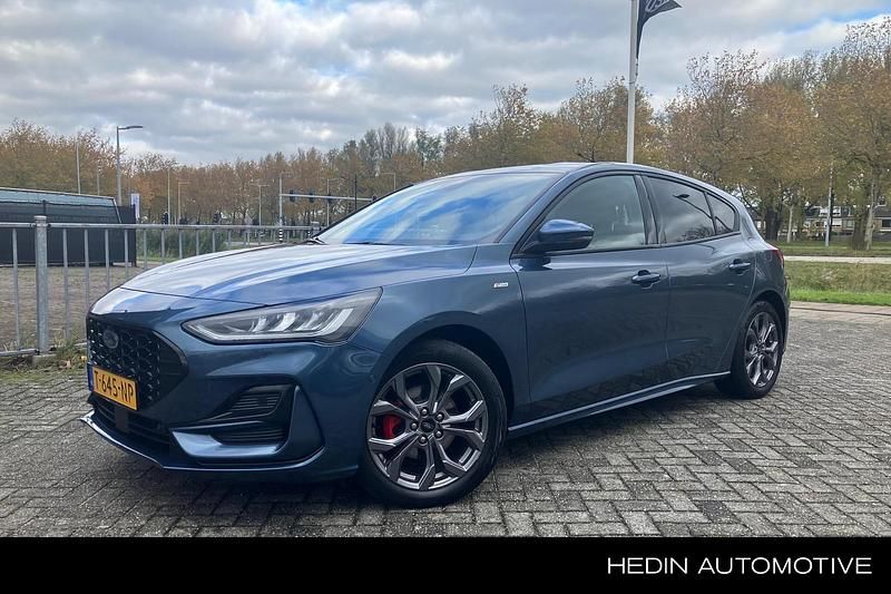 Blauw Gebruikt 2023 Ford Focus ST-Line Hatchback | € 21.495 (Goede deal) - Afbeelding 1/3