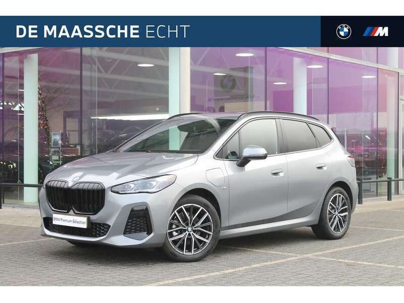 Grijs, metallic lak Gebruikt 2024 BMW 225 Active Tourer Executive MPV | € 46.750 (Duur) - Afbeelding 1/4