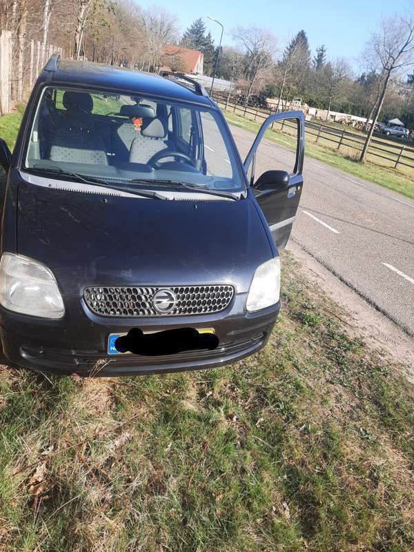 Zwart Gebruikt 2002 Opel Agila Comfort MPV | € 1.150 (Eerlijke prijs) - Afbeelding 1/4