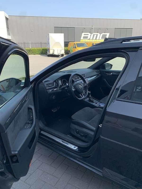 Occasion Skoda Superb 179 PK (131 kW) 2018 Zwart Stationwagen