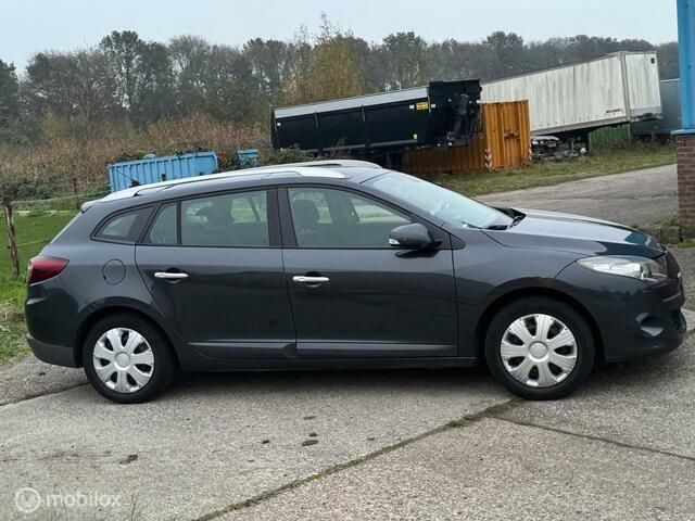 Occasion Renault Mégane GrandTour 131 PK (96 kW) 2010 Grijs Stationwagen