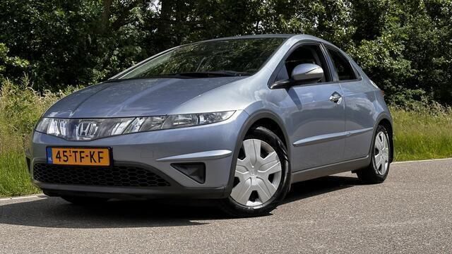 Blauw Gebruikt 2006 Honda Civic Comfort Hatchback | € 3.250 (Eerlijke prijs) - Afbeelding 1/4