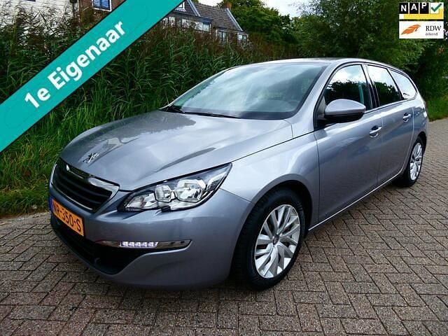 Grijs Gebruikt 2017 Peugeot 308 Stationwagen | € 7.245 (Eerlijke prijs) - Afbeelding 1/4