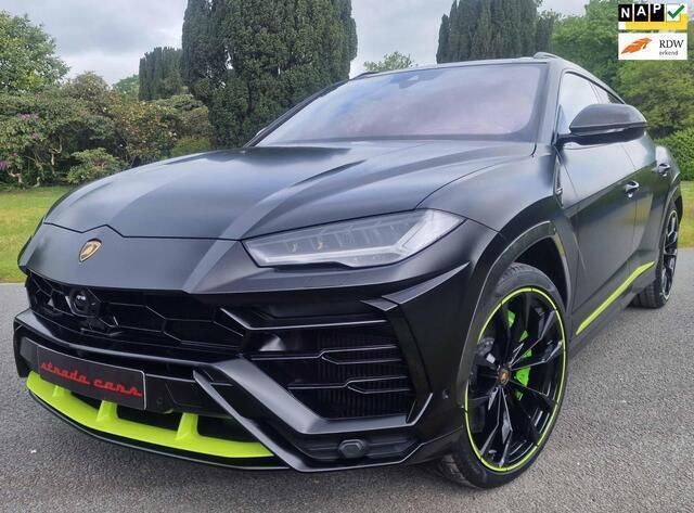 Zwart Gebruikt 2023 Lamborghini Urus SUV | € 399.950 - Afbeelding 1/4