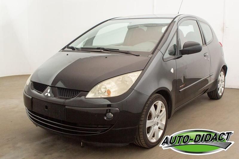 Zwart Gebruikt 2005 Mitsubishi Colt Hatchback | € 1.900 - Afbeelding 1/4