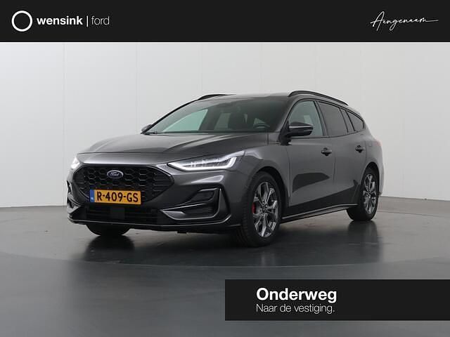 Grijs Gebruikt 2022 Ford Focus ST-Line Stationwagen | € 19.435 (Eerlijke prijs) - Afbeelding 1/4