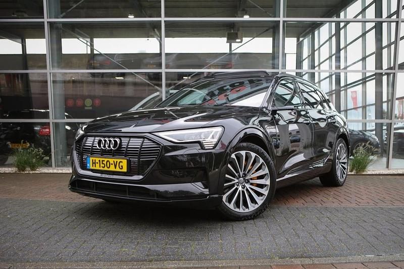 Zwart Gebruikt 2019 Audi e-tron Premium SUV | € 31.950 (Duur) - Afbeelding 1/4