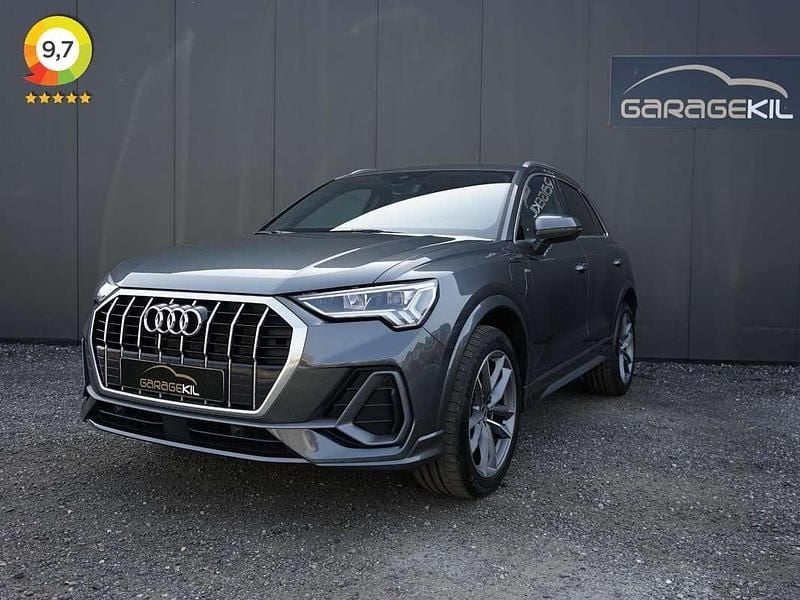 Grijs Gebruikt 2024 Audi Q3 Ambiente SUV | € 45.895 (Goede deal) - Afbeelding 1/4