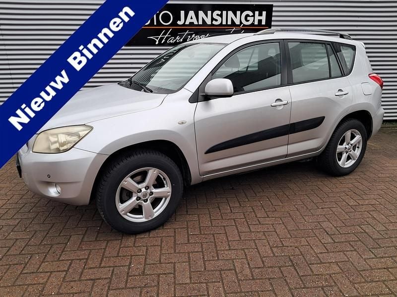 Grijs Gebruikt 2006 Toyota RAV4 Sol SUV | € 9.500 (Eerlijke prijs) - Afbeelding 1/4