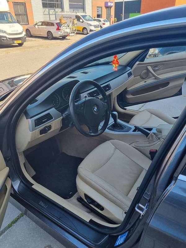 Occasion BMW 330 258 PK (189 kW) 2005 Grijs Sedan