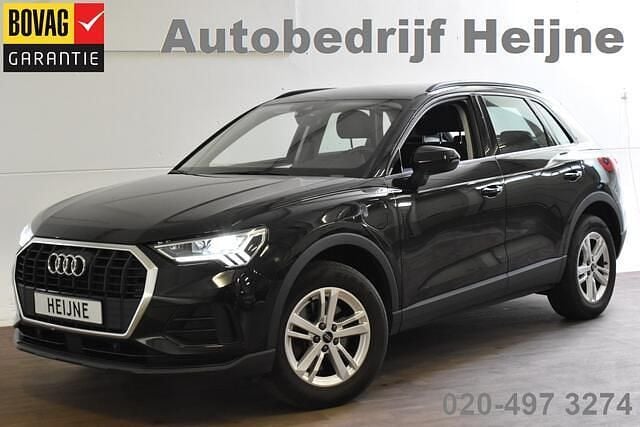 Zwart Gebruikt 2021 Audi Q3 Proline SUV | € 32.745 (Goede deal) - Afbeelding 1/4