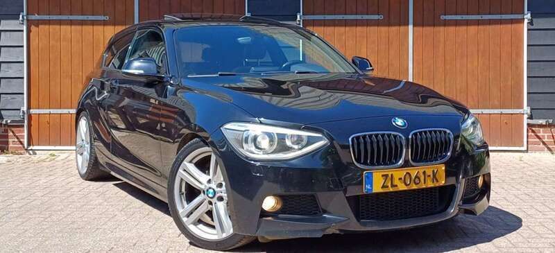 Zwart Gebruikt 2013 BMW 116 M Sport Hatchback | € 7.150 (Super prijs) - Afbeelding 1/4