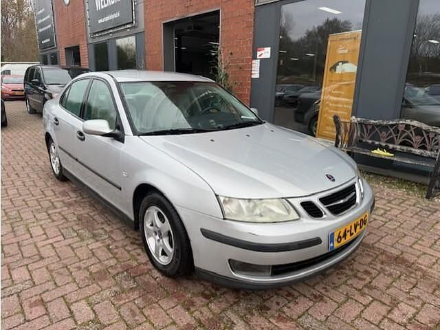 Grijs Gebruikt 2003 Saab 9-3 Linear Sedan | € 2.250 (Eerlijke prijs) - Afbeelding 1/4