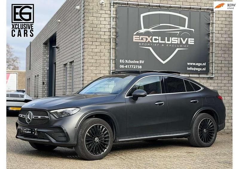 Occasion Mercedes GLC300e AMG line 197 PK (144 kW) 2024 Grijs Coupé